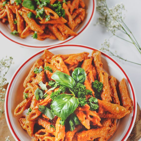 Sun-Dried Tomato Roasted Red Pepper Pasta (4)