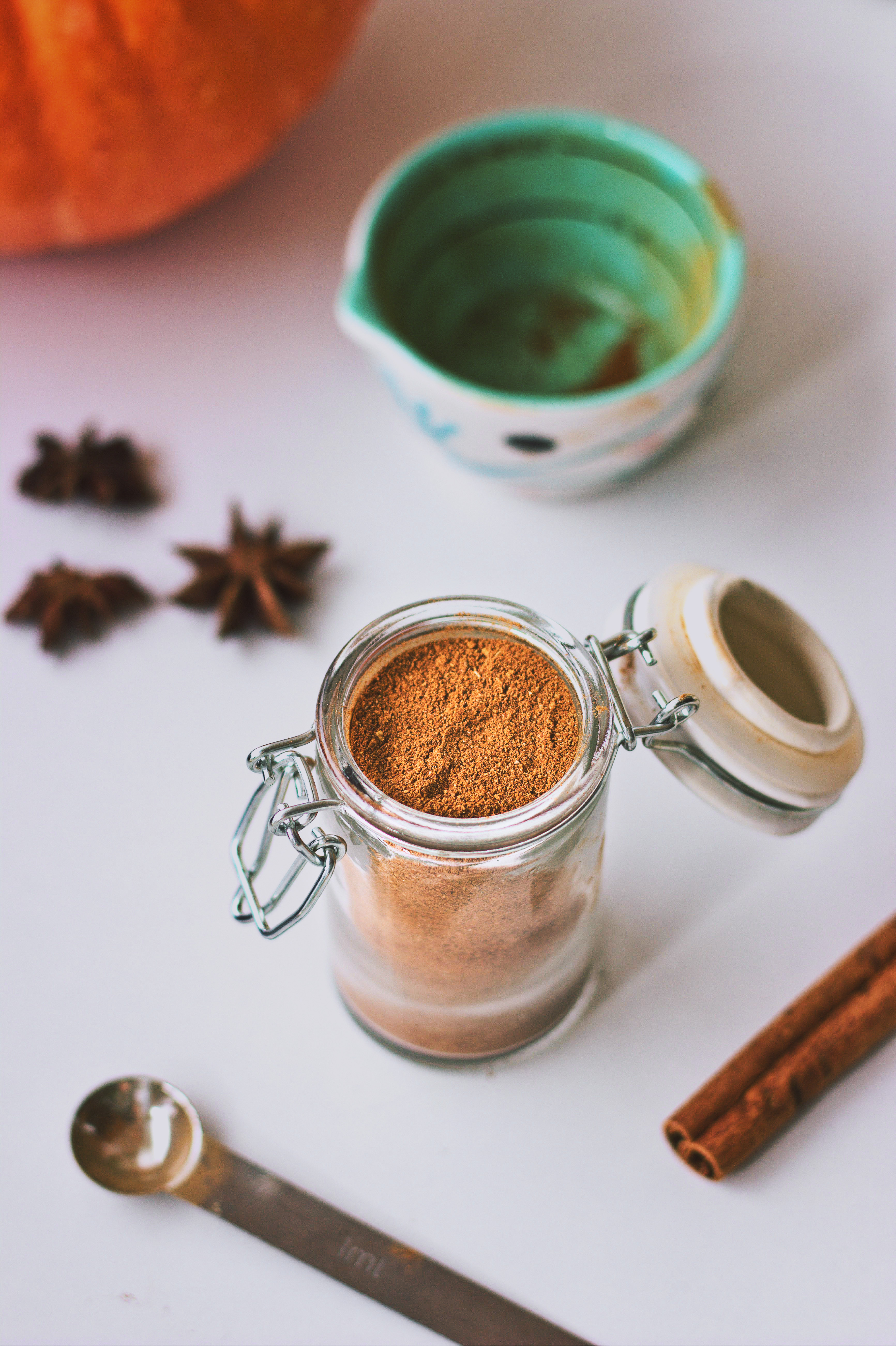 DIY Pumpkin Pie Spice – Spirende Veganer